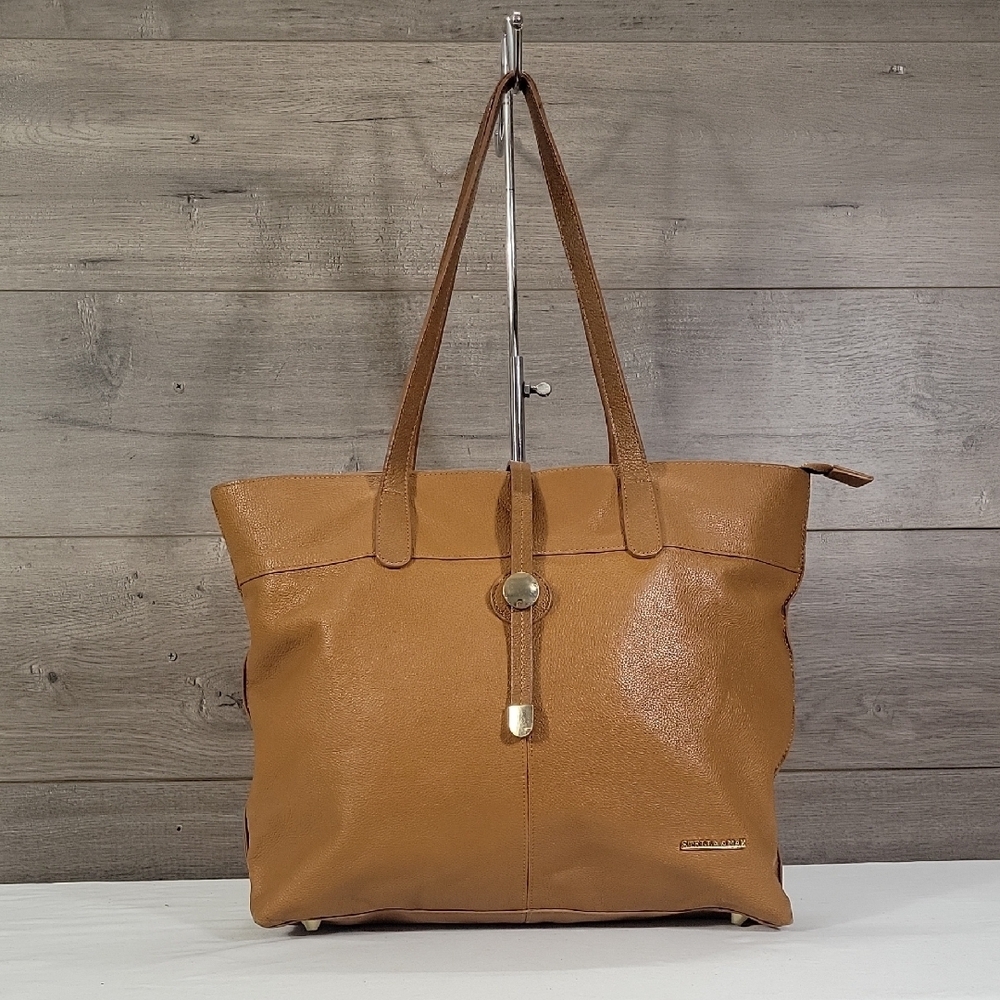 Stella & Max Classic Tan Leather Tote Bag